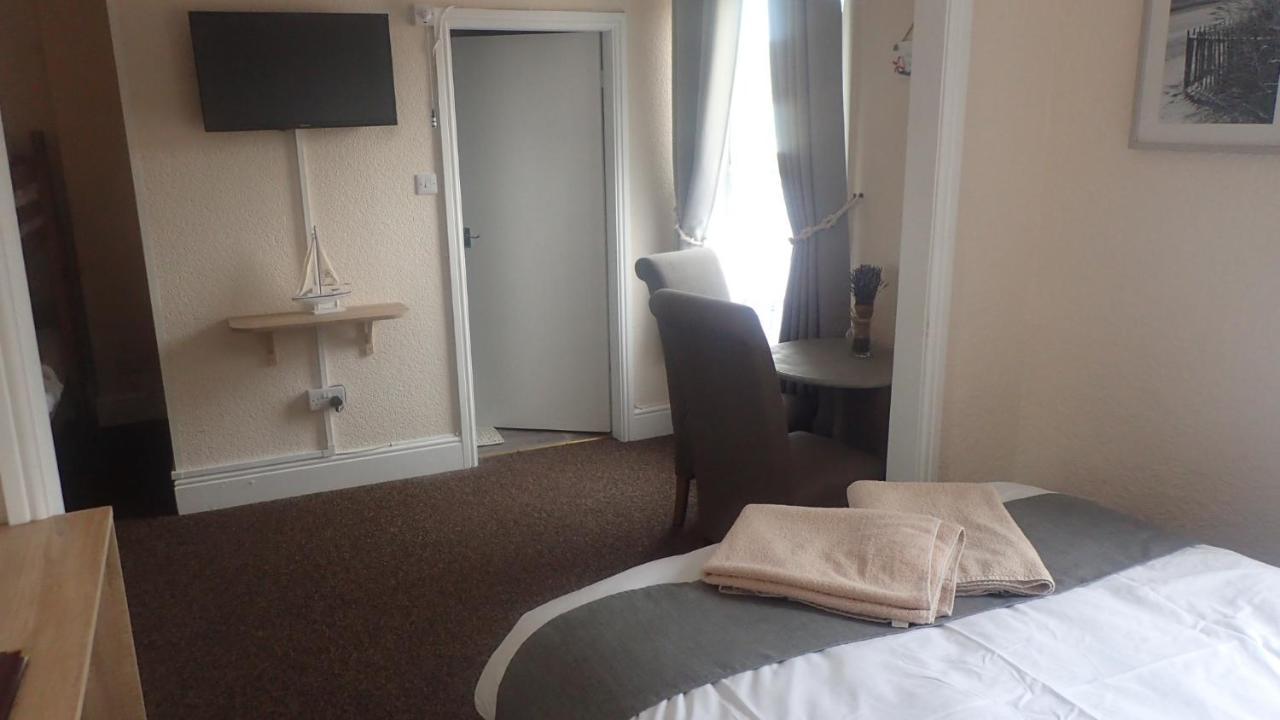 The Victoria Guest House Mablethorpe Eksteriør bilde